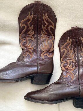 Vintage NOCONA Brown Leather Cowboy Western Boots, Size 10D, Pointed Toe, USA